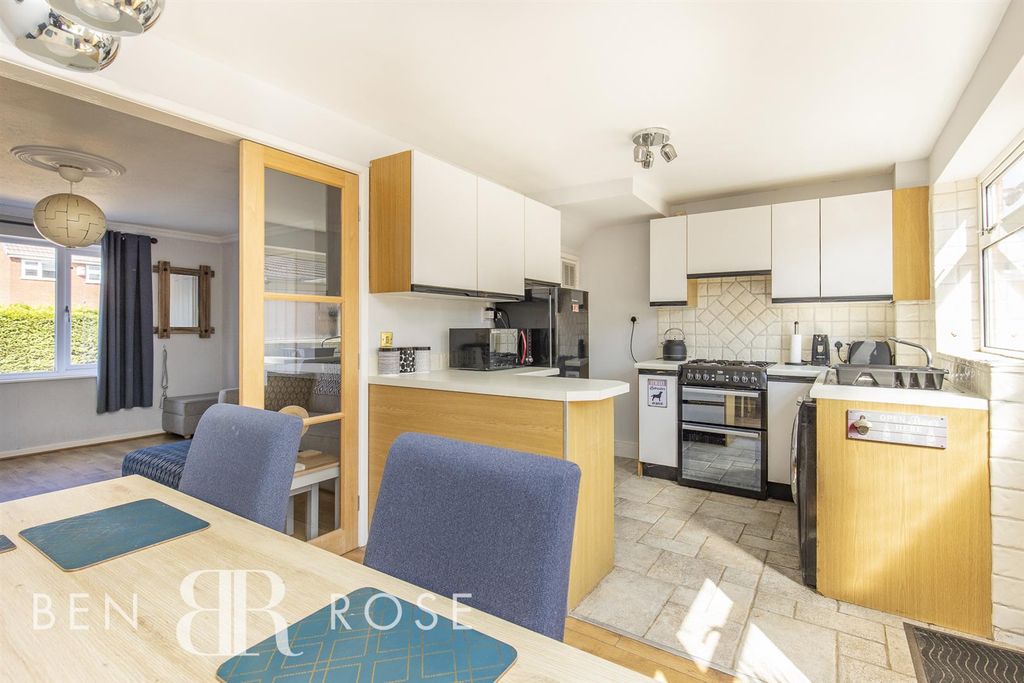 Property photo 2 of 14 Kitchen/Diner