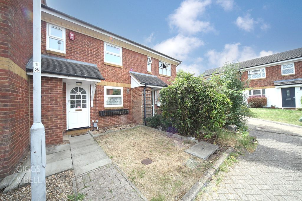 Property photo 1 of 17 5198740