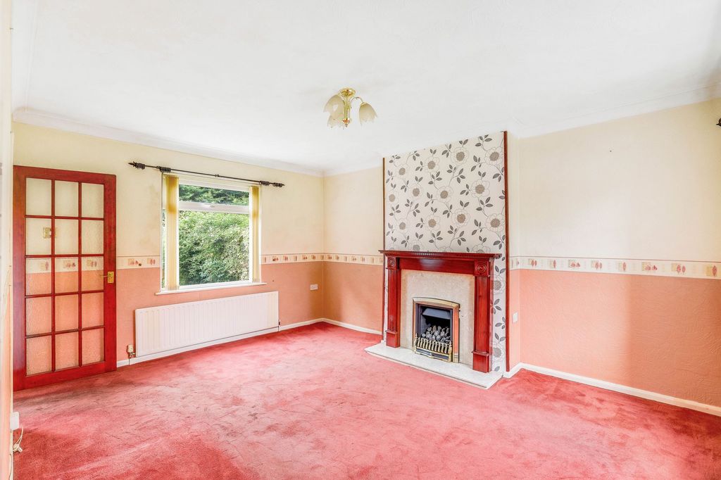 Property photo 3 of 20
