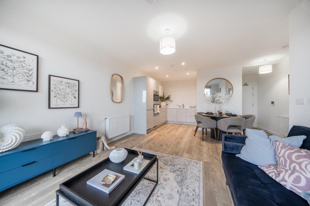 Property photo 1 of 17 Living Area