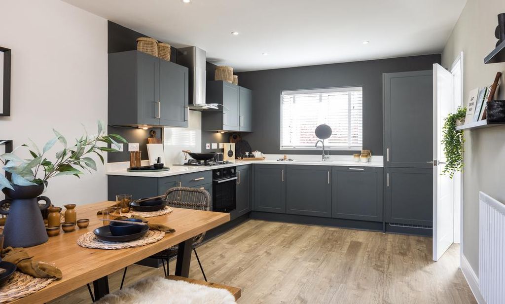Property photo 3 of 8 Dandara - Zoopla -