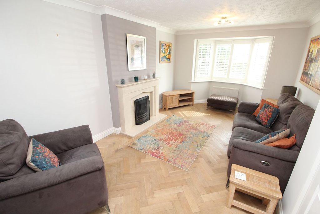 Property photo 3 of 23
