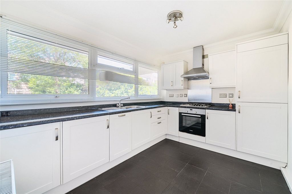 Property photo 2 of 14 Picture No. 09