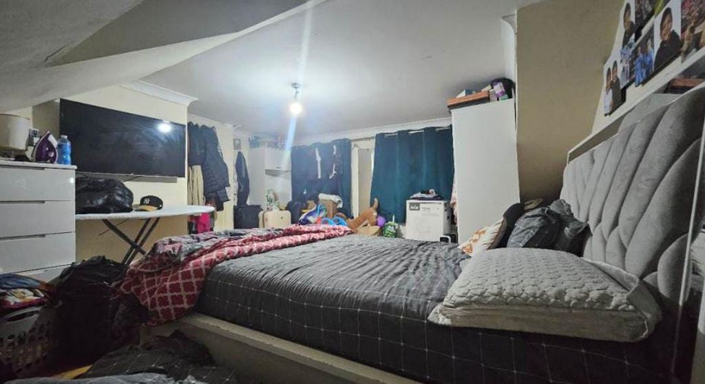 Property photo 2 of 3