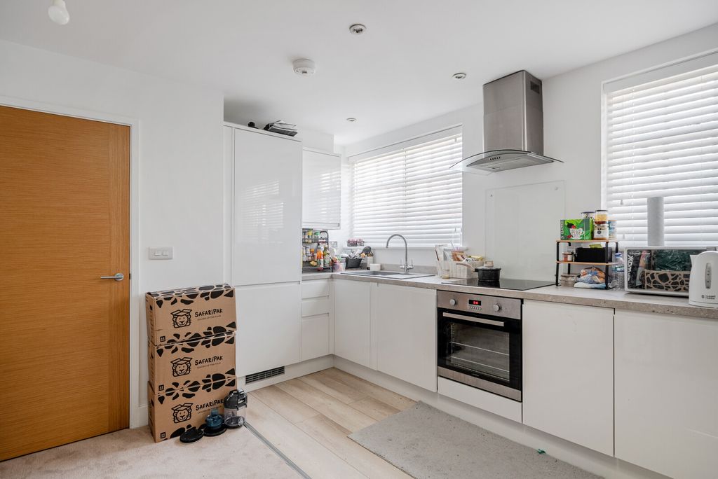 Property photo 2 of 5 1420338-2-699F093...