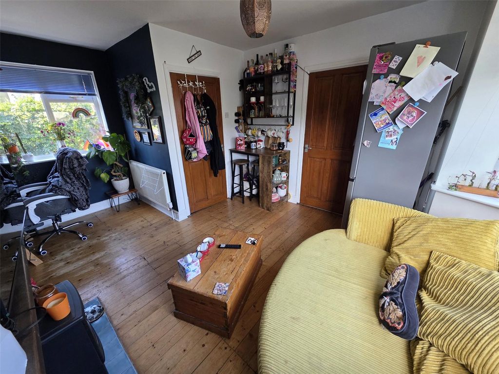 Property photo 3 of 12 Picture No. 05