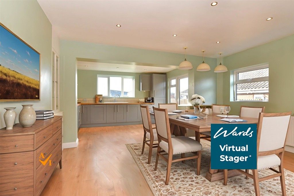 Property photo 3 of 17 Kitchen/Dining Area (Contemporary Style)