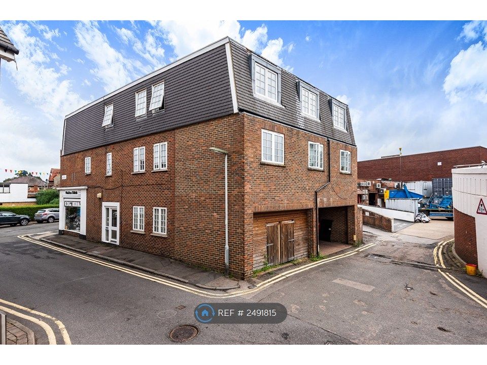 Property photo 1 of 3