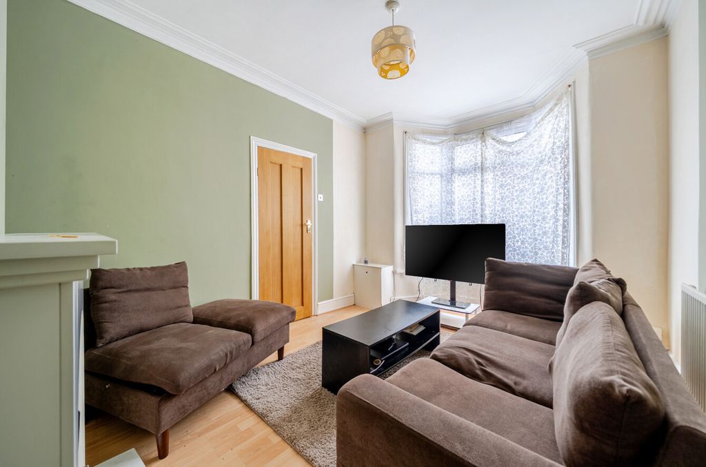 Property photo 2 of 13 1424654-2-69Aeb86...