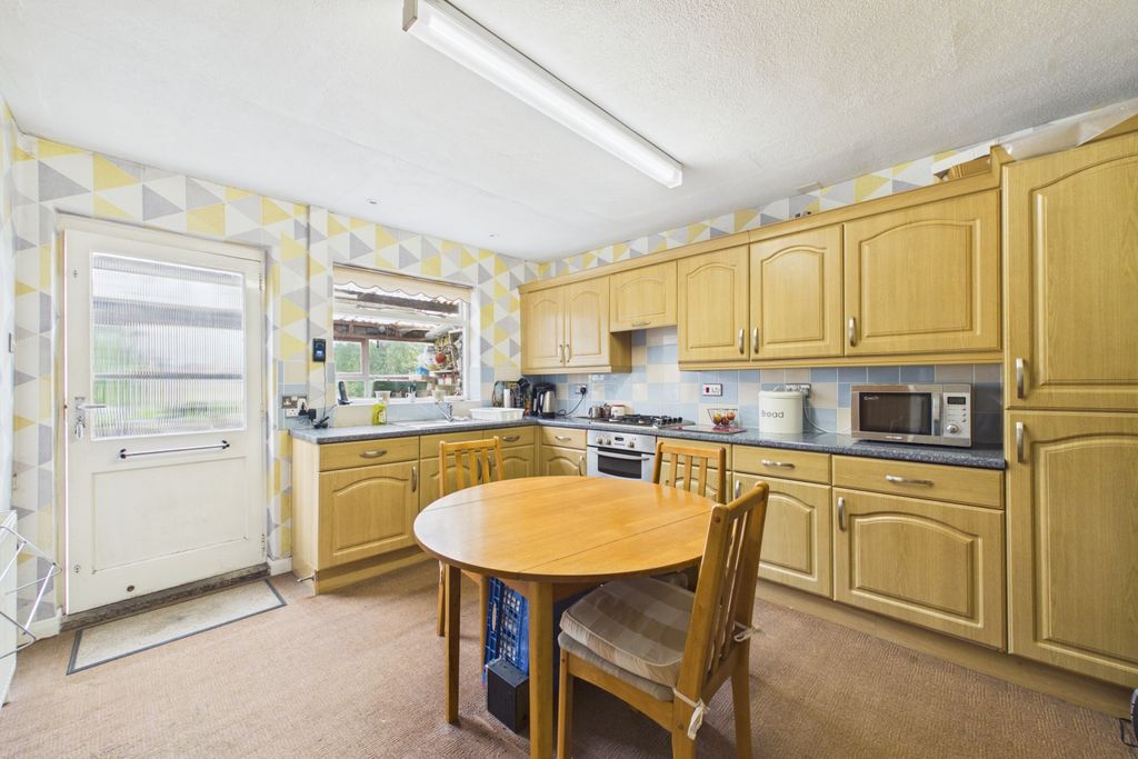 Property photo 3 of 13 Langdale - Kitchen Diner