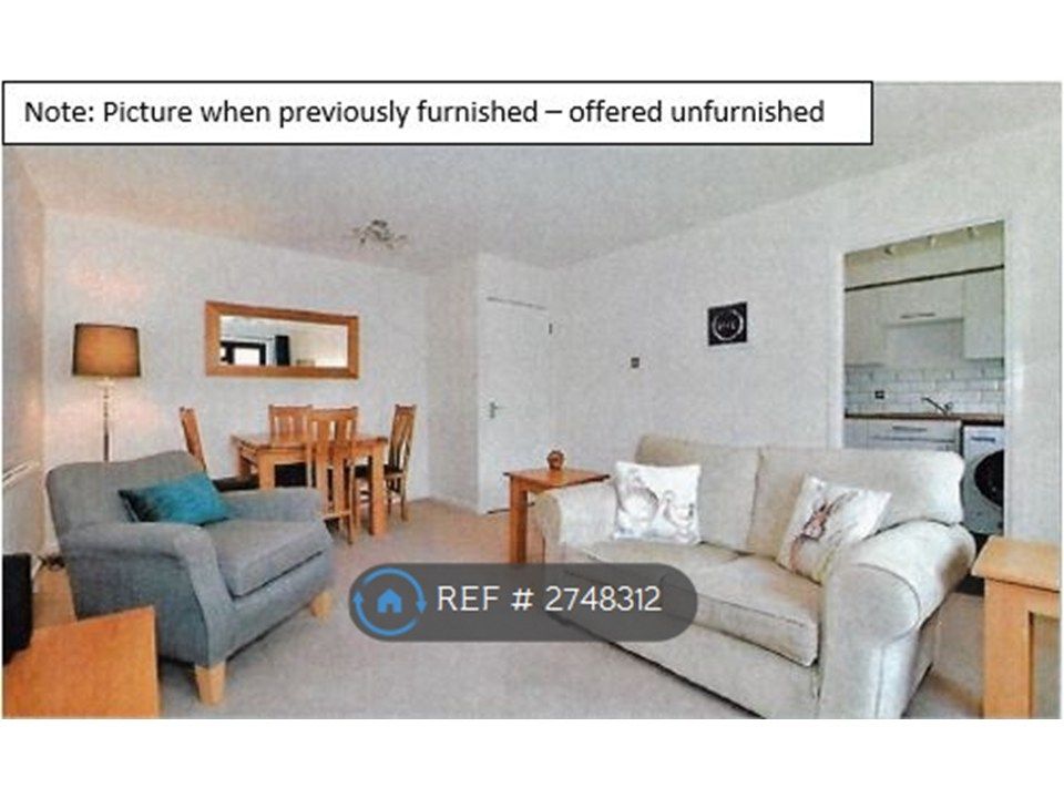 Property photo 2 of 26 Lounge Dining (When Prev' Furnished)