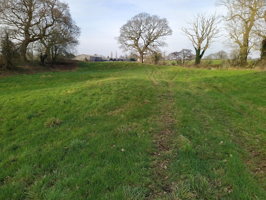 Property photo 3 of 4