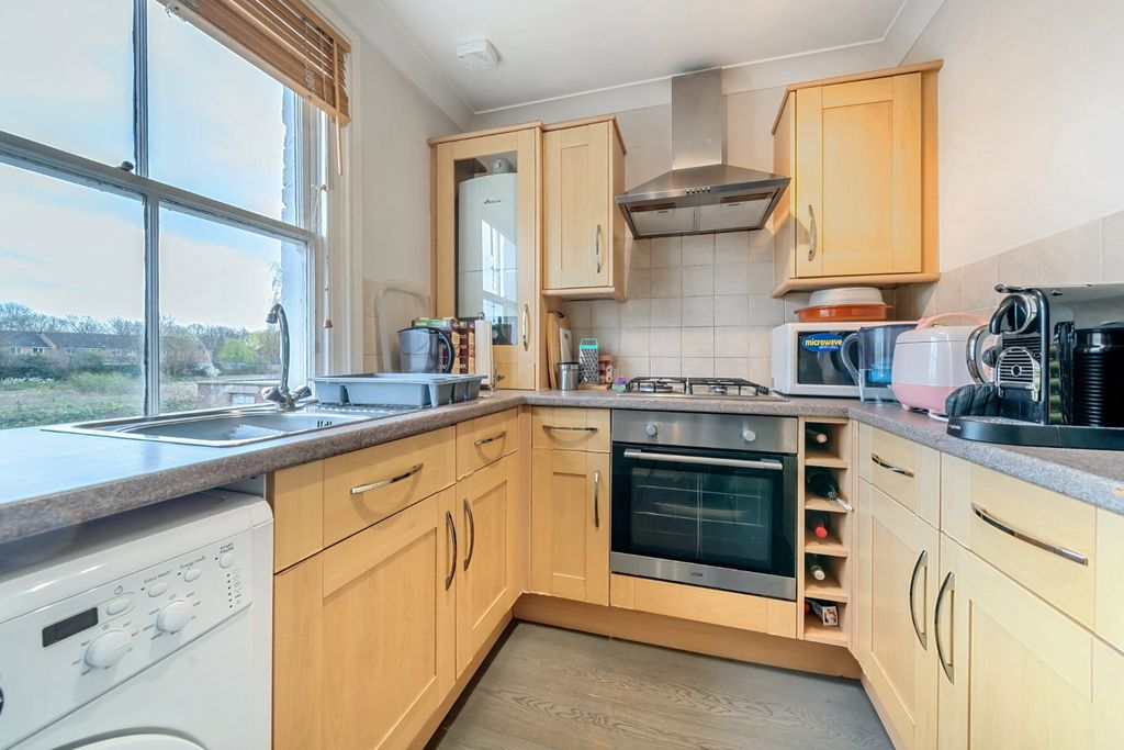 Property photo 3 of 10 Picture No. 04