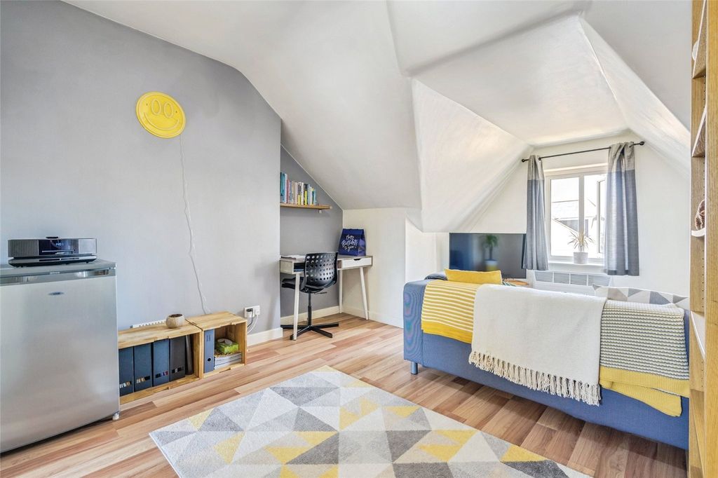 Property photo 3 of 7 Picture No. 06