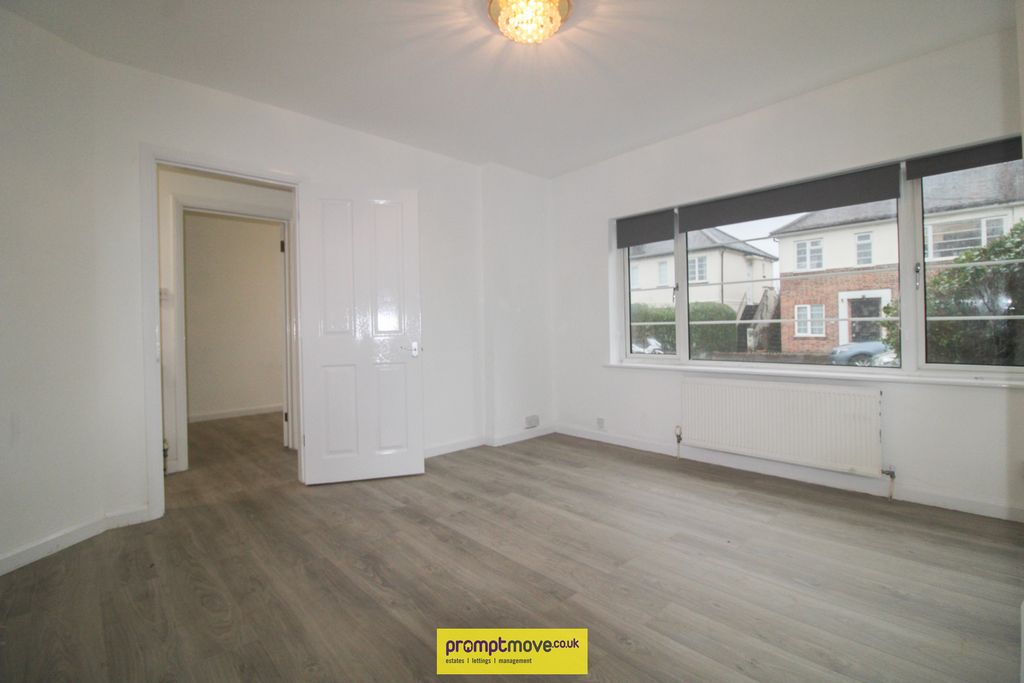 Property photo 3 of 8 Na