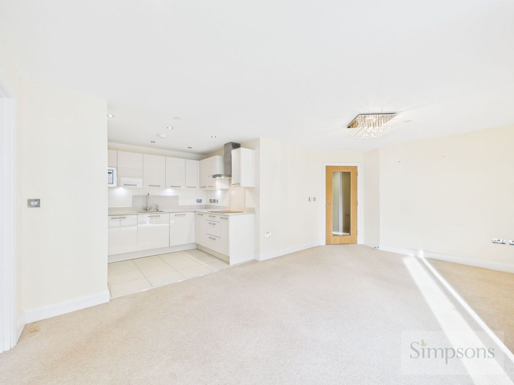 Property photo 3 of 21