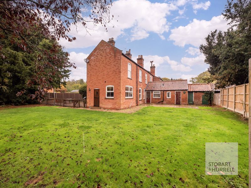 Property photo 3 of 26 Rear