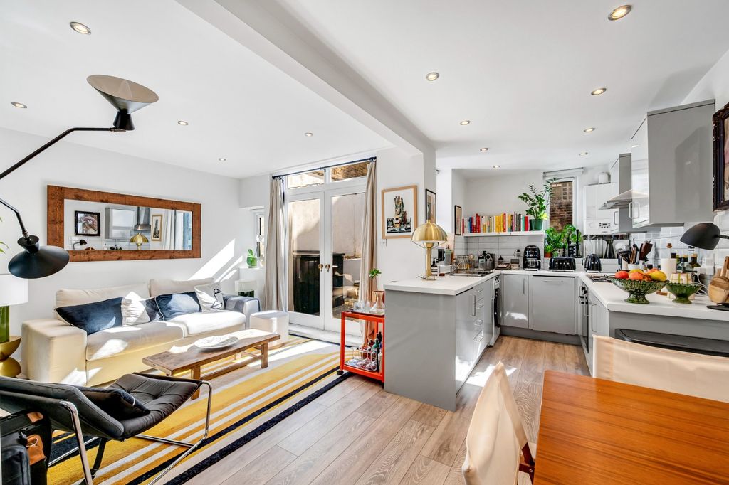 Property photo 1 of 12 5420320