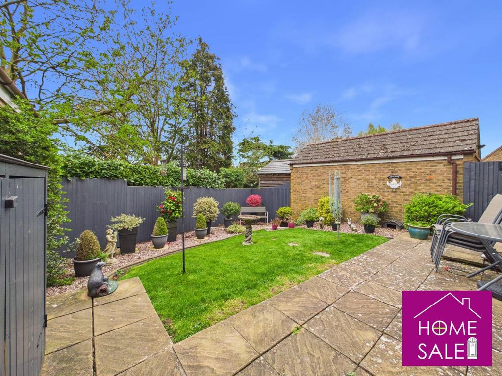 Property photo 2 of 21