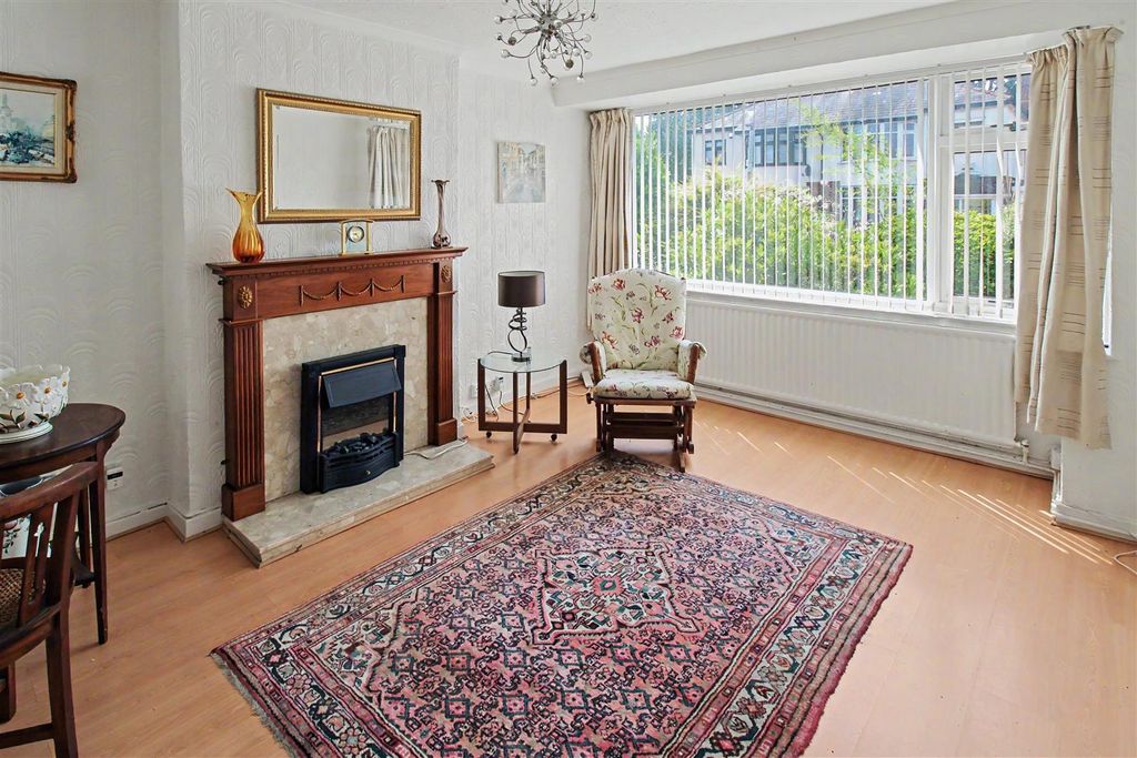 Property photo 3 of 22 Living Room