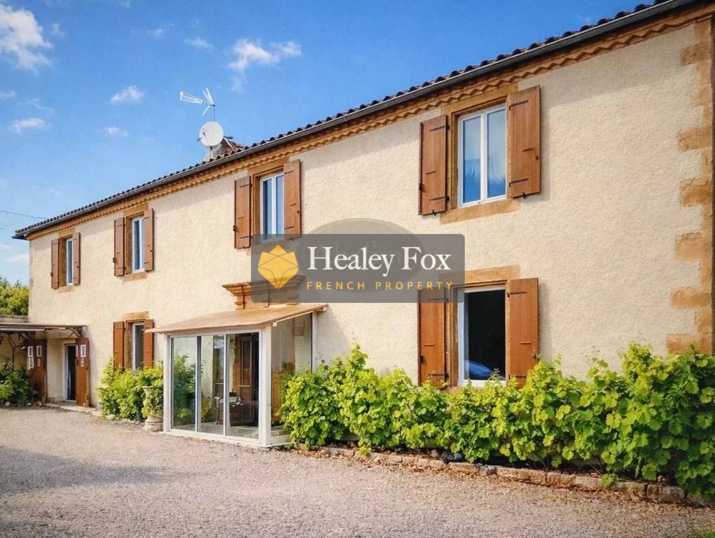 Property photo 1 of 8