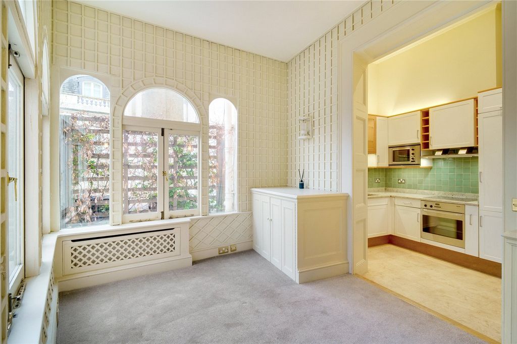 Property photo 3 of 6 Picture No. 29