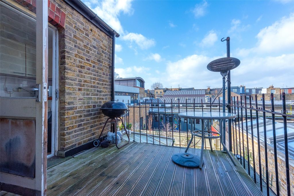 Property photo 3 of 10 Picture No. 15