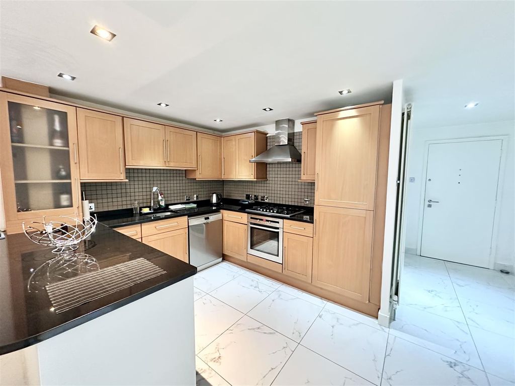 Property photo 3 of 9 Img_1572.Jpg