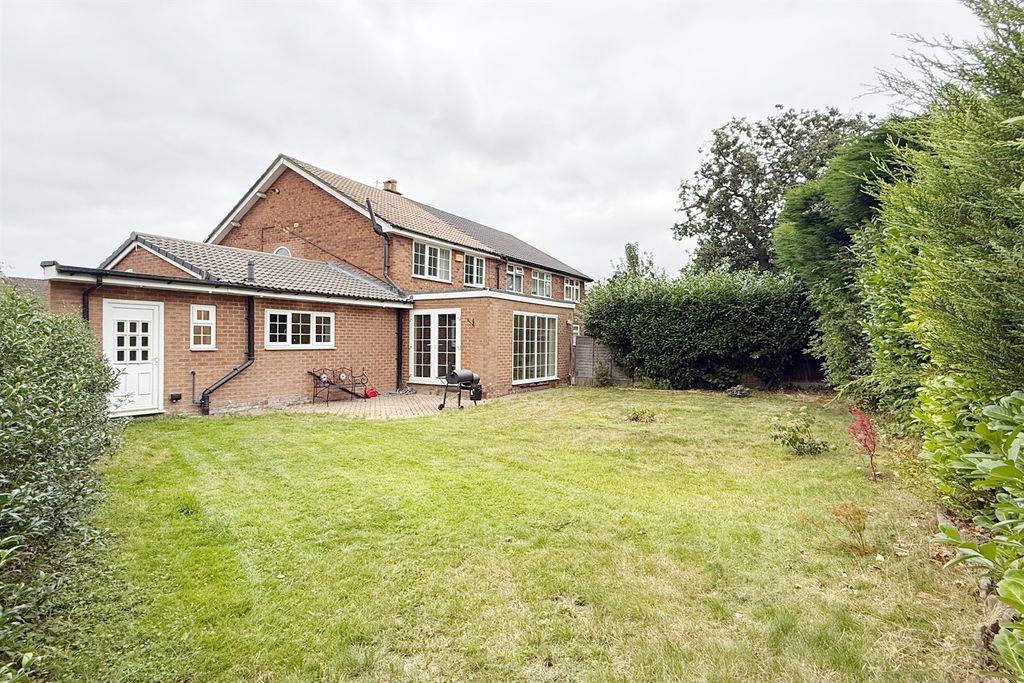 Property photo 3 of 18 Rear Garden