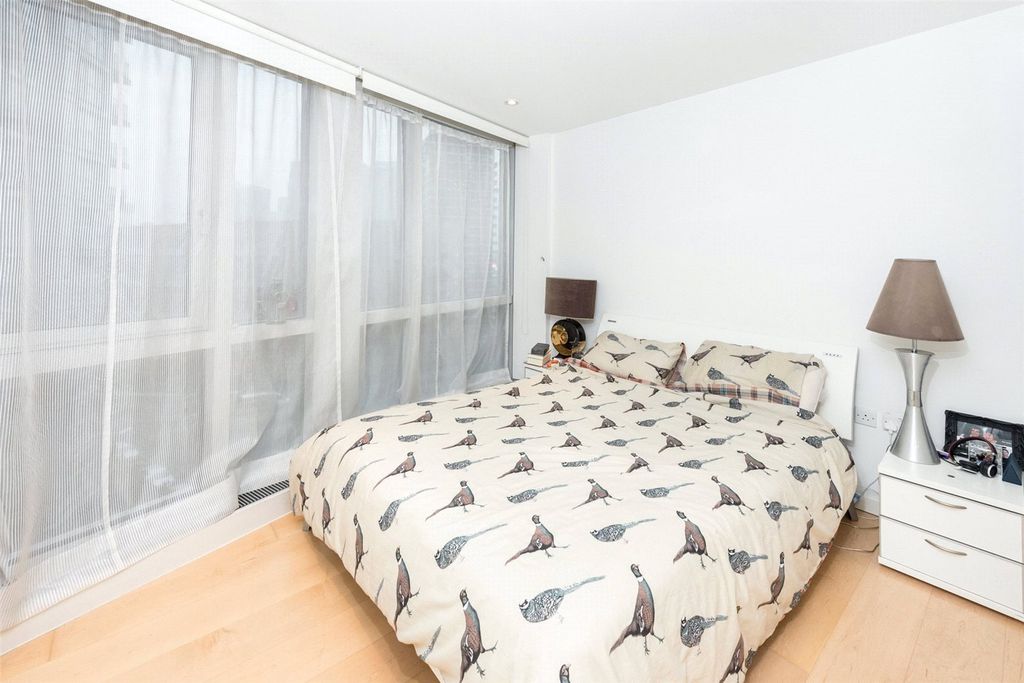 Property photo 3 of 17 Picture No. 21