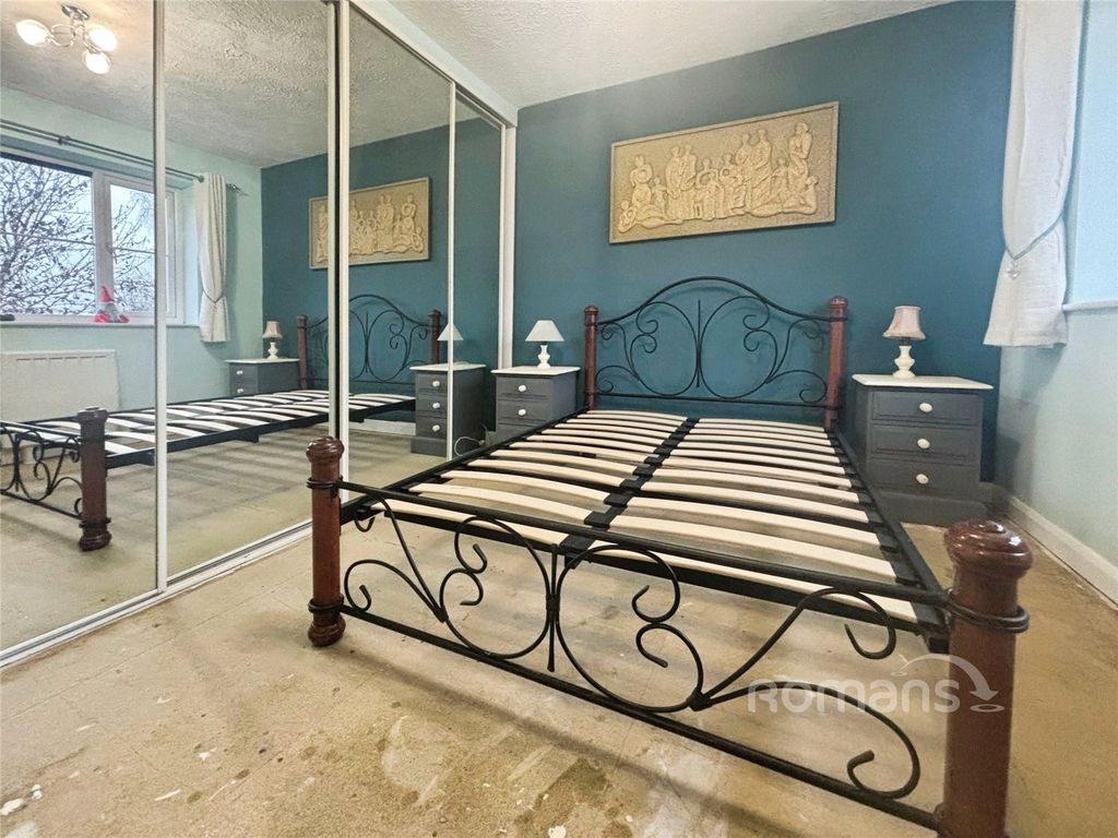 Property photo 3 of 7 Picture No. 02