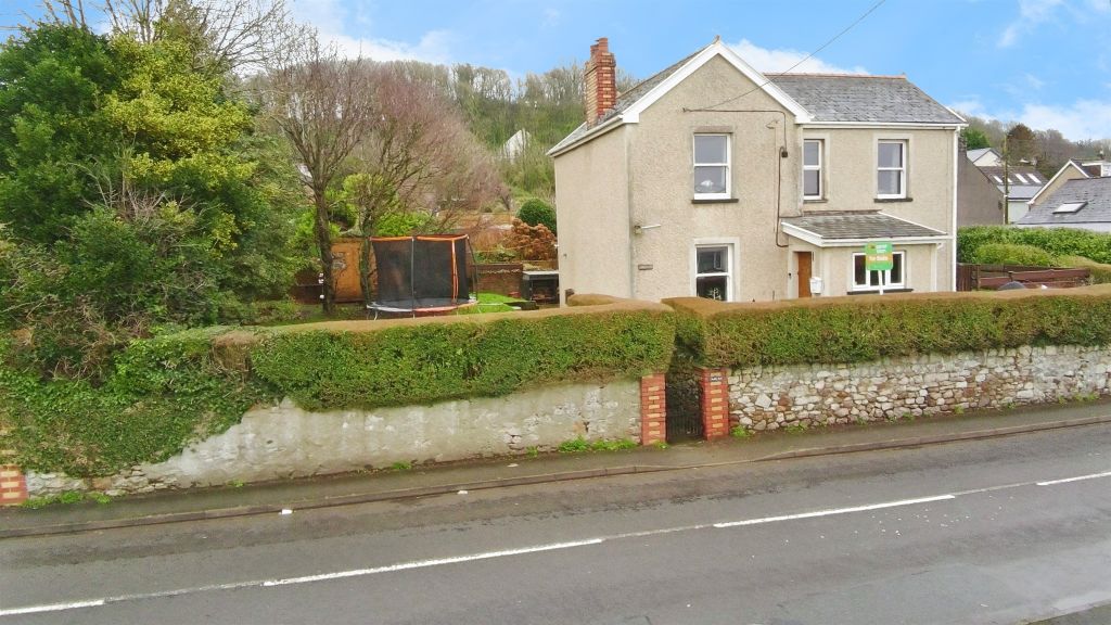 Property photo 2 of 15