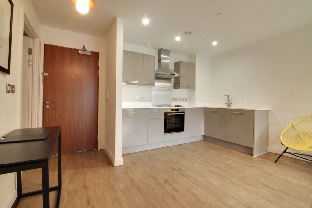 Property photo 2 of 3
