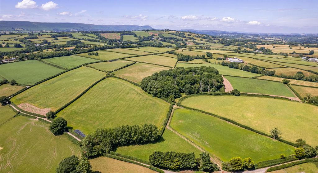 Property photo 1 of 23 Dji_0667.Jpg