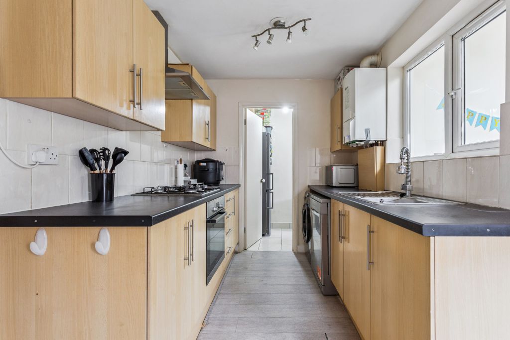 Property photo 3 of 12