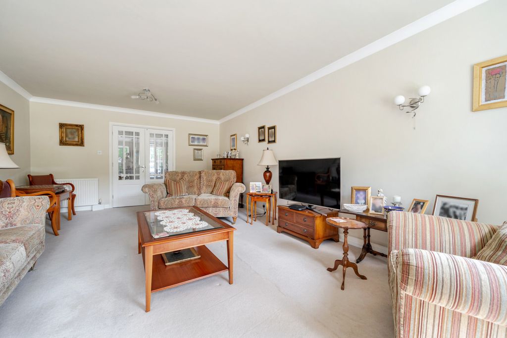Property photo 2 of 22 1494460-14-6A58Ea...