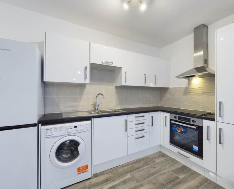 Property photo 3 of 4