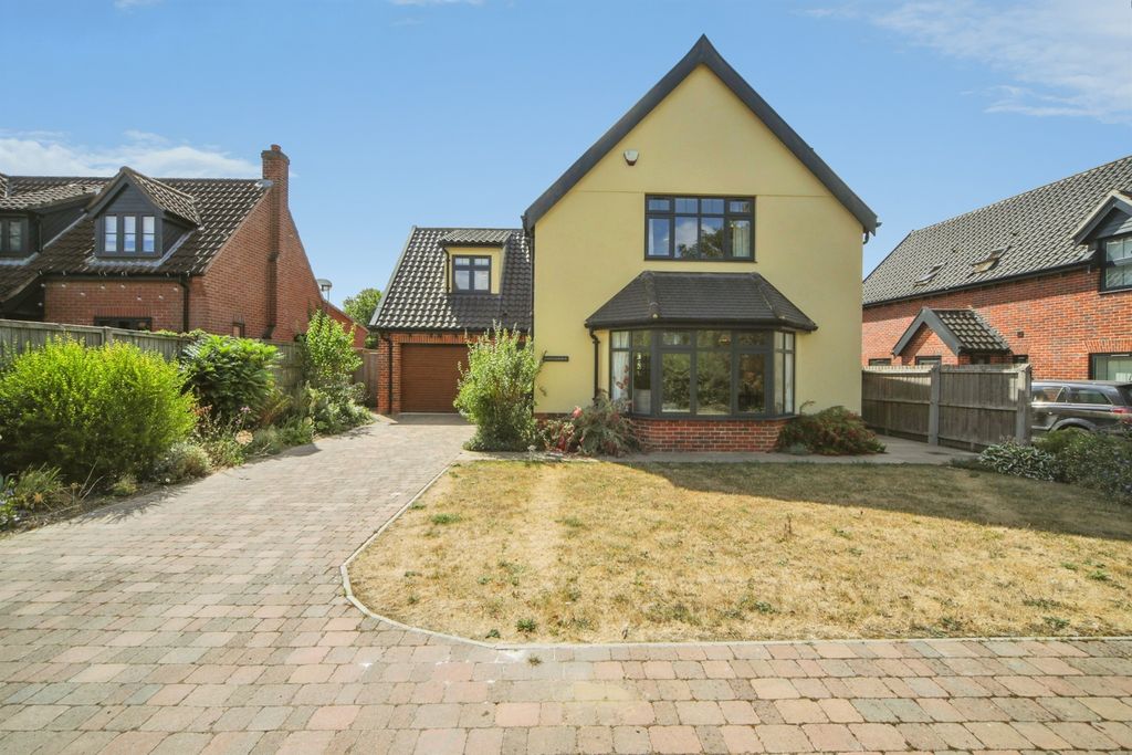 Property photo 1 of 22