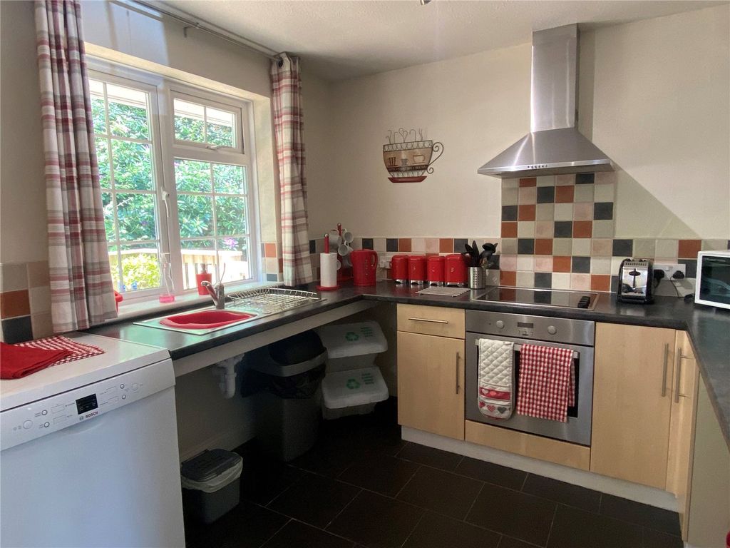 Property photo 2 of 11 Picture No. 10