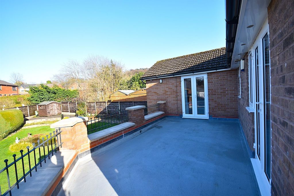 Additional image 16 of 4 bed detached house for salePine Close, Macclesfield SK10