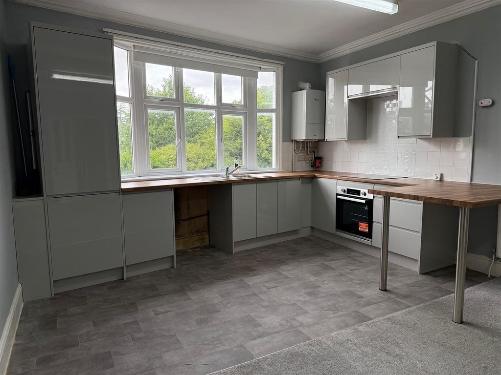 Property photo 2 of 13 Kitchen.Jpg