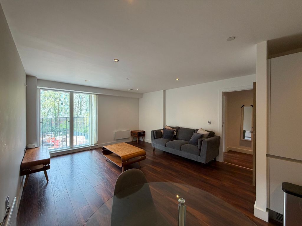 Property photo 2 of 18