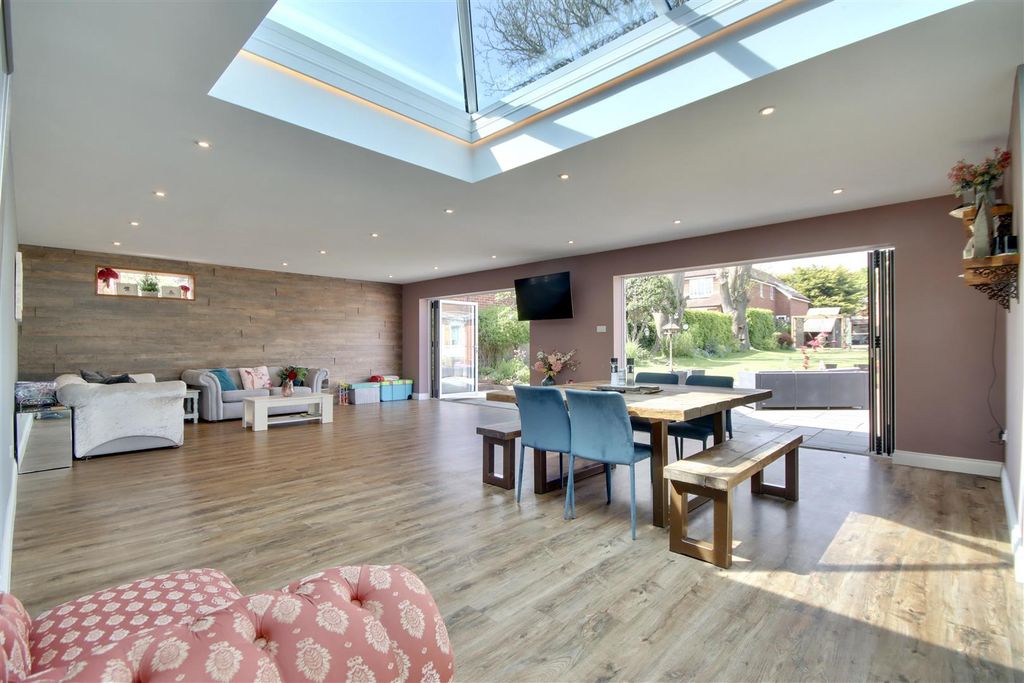 Property photo 3 of 33 Open Plan Living Area
