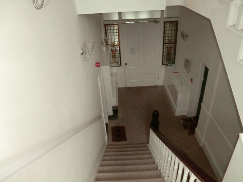 Property photo 2 of 16 Communal Hallway