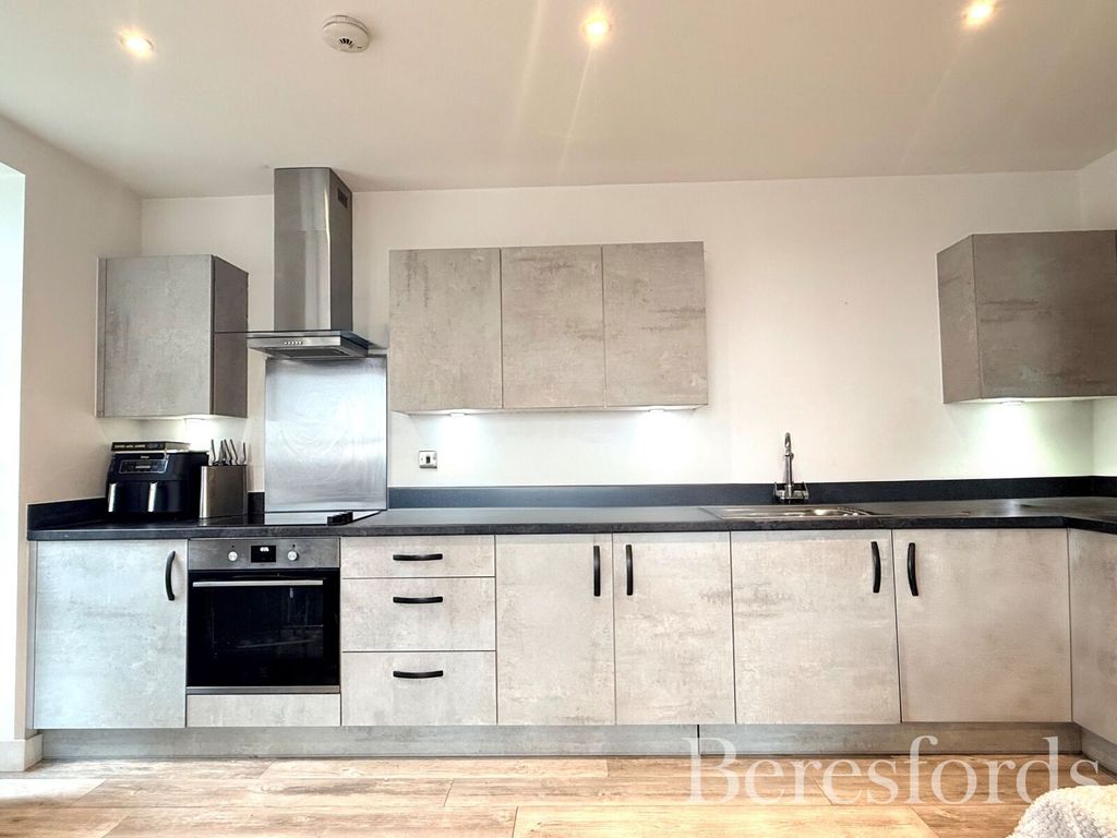 Property photo 2 of 12 Picture No. 06