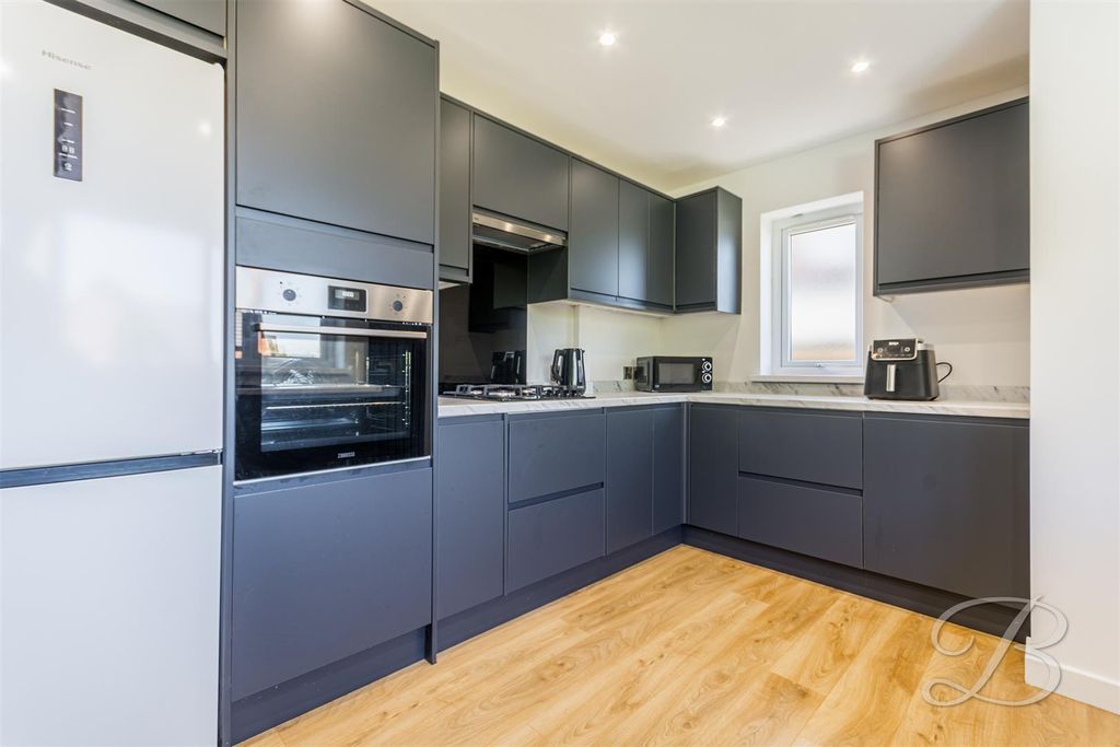 Property photo 3 of 27 Ccltd-16.Jpg