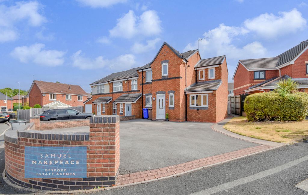 Property photo 1 of 24 Lovely Three Bedroom Extended Semi Detached Property With Large Driveway