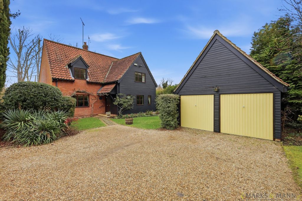 Property photo 1 of 38