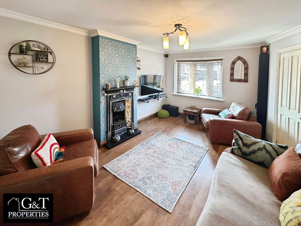 Property photo 2 of 25
