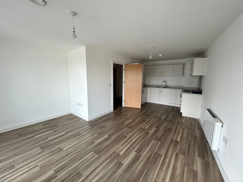 Property photo 3 of 10 2